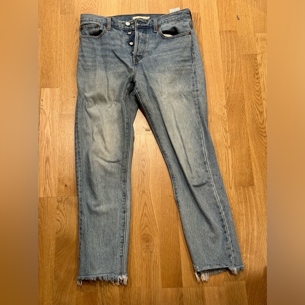 Levi’s Wedgie Jeans